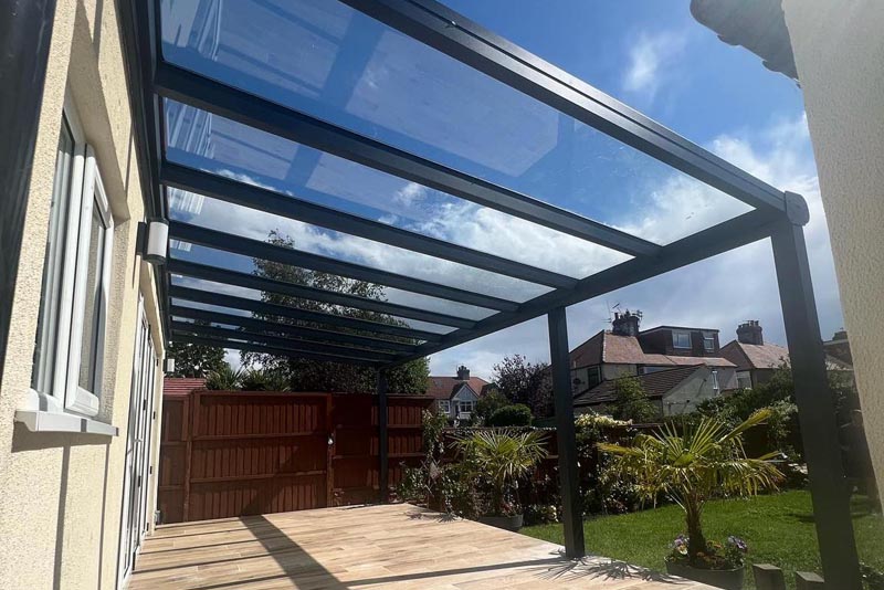 Veranda with Glass Roof